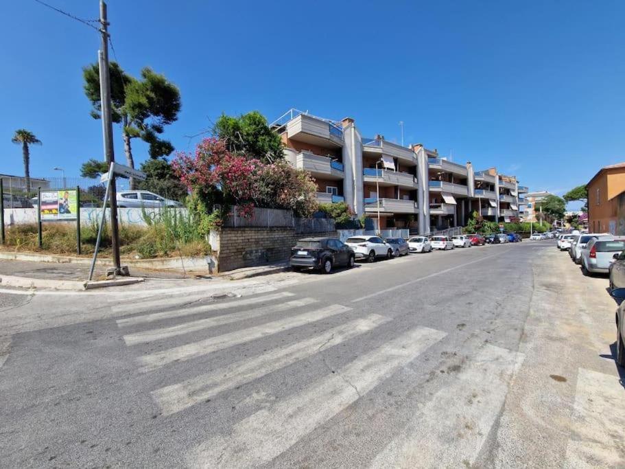Terrazza A Nettuno E Chiesa Giubilare Santa Maria Goretti Zewnętrze zdjęcie