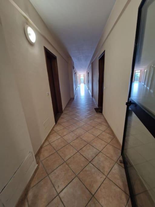 Terrazza A Nettuno E Chiesa Giubilare Santa Maria Goretti Zewnętrze zdjęcie